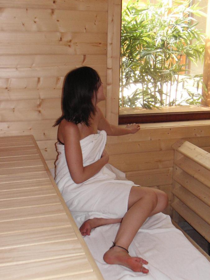 Logis Saint-Nicolas & Spa Remich Exteriör bild